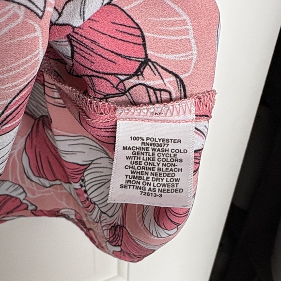 Floral Blouse with Ruffle Sleeves - Picture 3 of 6